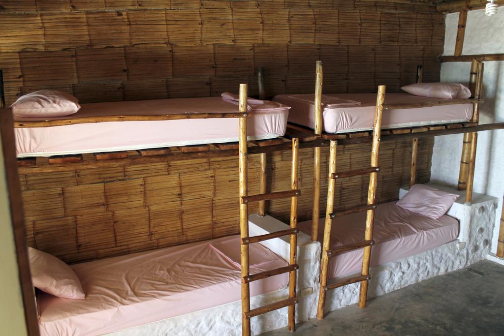 Psygon Surf Camp Hostel Mancora Δωμάτιο φωτογραφία